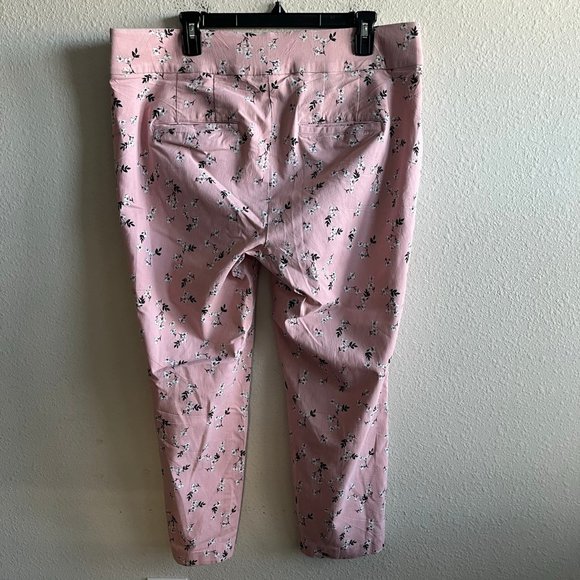 NWOT Lane Bryant  The Allie Floral Print Ankle Pants Size 18 Style 1092918 - Picture 8 of 10